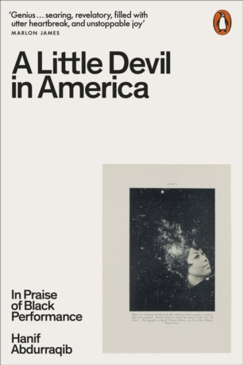 Omslag: A Little Devil in America