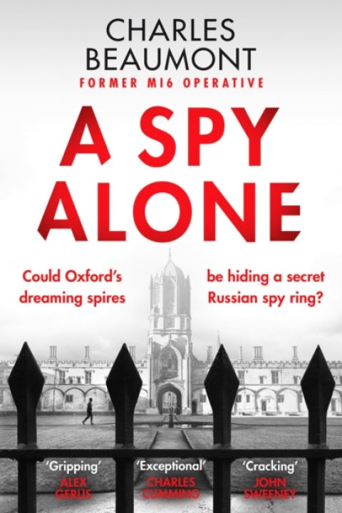 Omslag: A Spy Alone