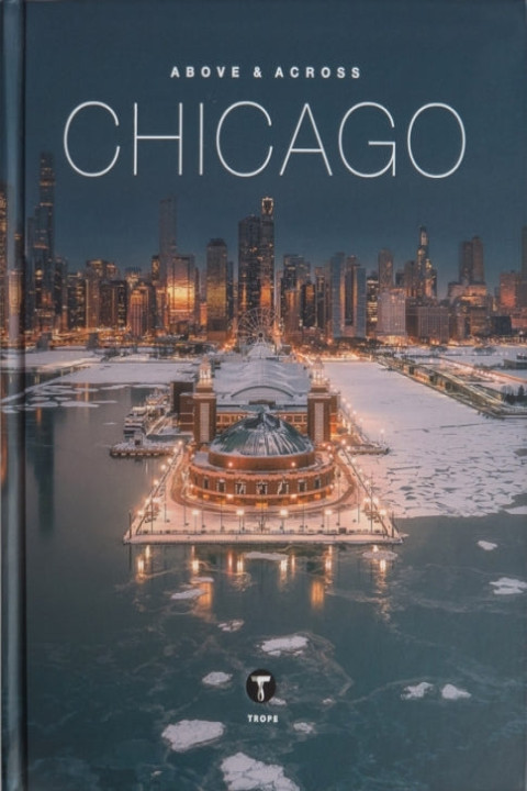Omslag: Above and Across Chicago