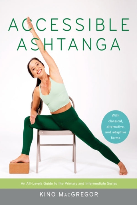 Omslag: Accessible Ashtanga