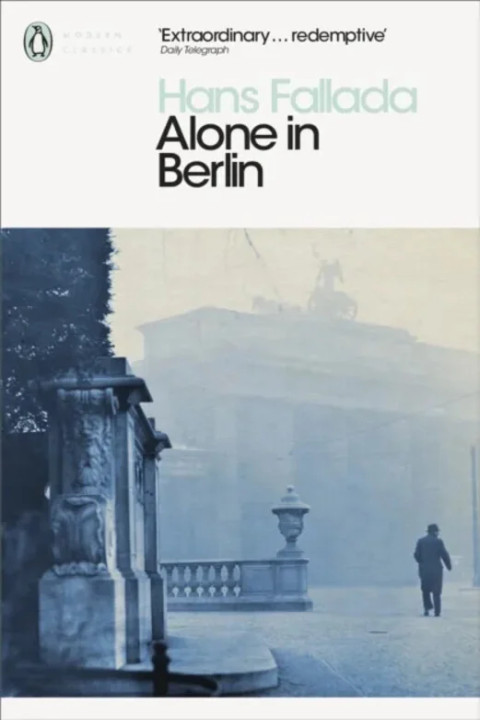 Omslag: Alone in Berlin
