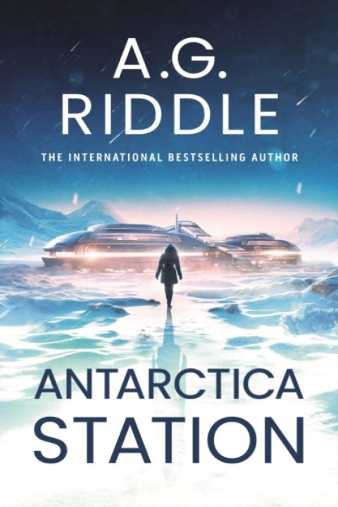 Omslag: Antarctica Station