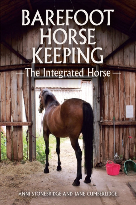 Omslag: Barefoot Horse Keeping