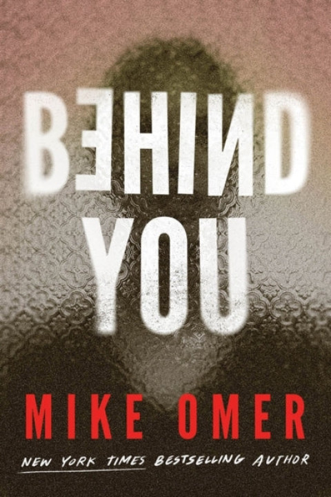 Omslag: Behind You