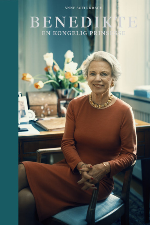Omslag: Benedikte