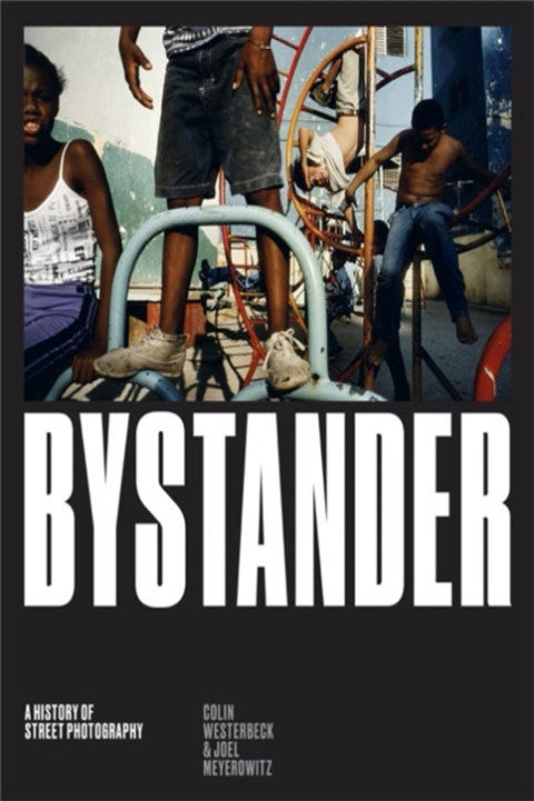 Omslag: Bystander