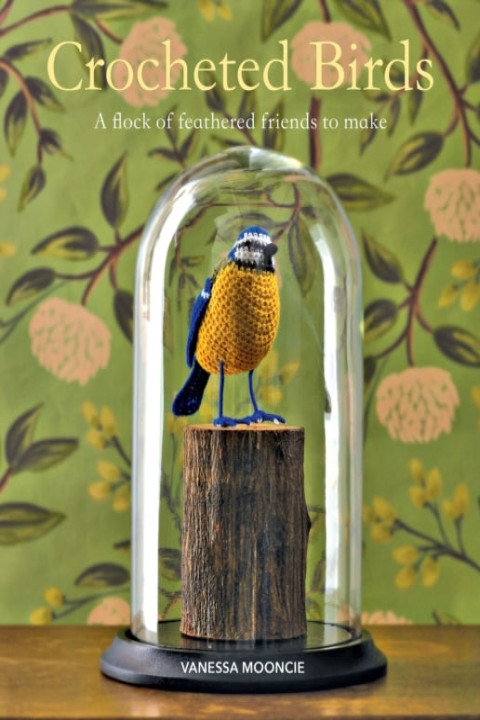 Omslag: Crocheted Birds