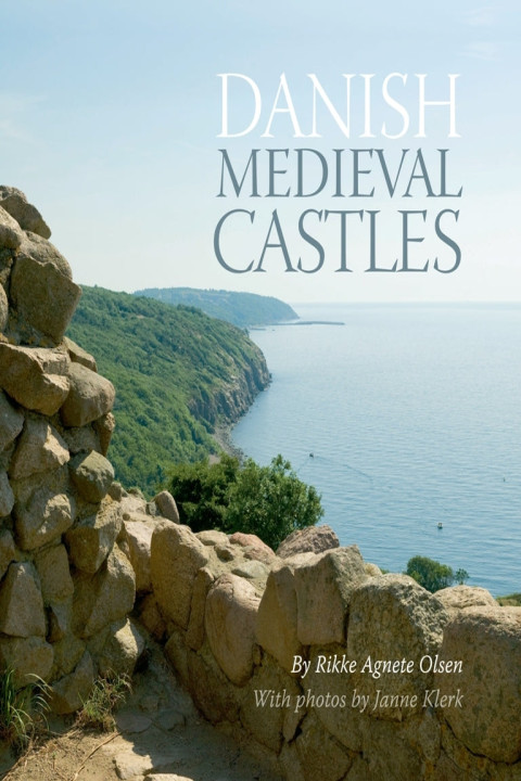 Omslag: Danish Medieval Castles