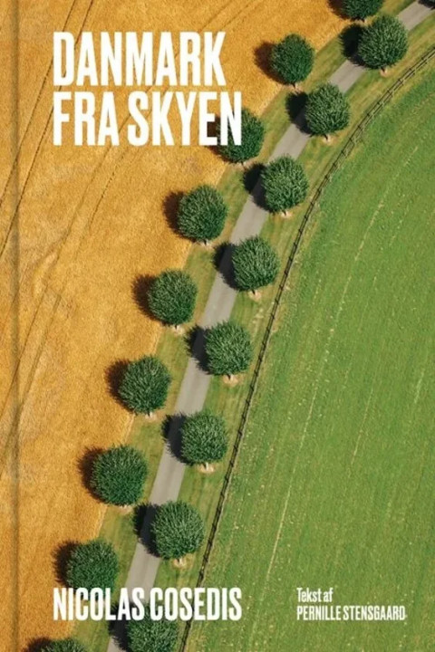 Omslag: Danmark fra skyen