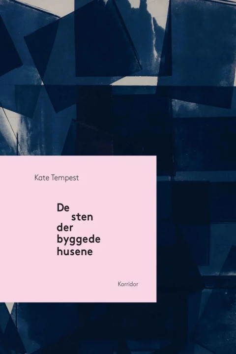 Omslag: De sten der byggede husene
