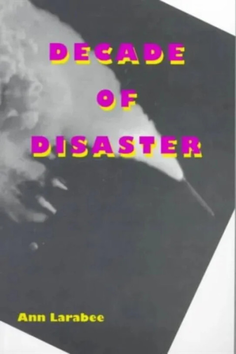 Omslag: Decade of Disaster