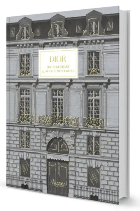 Omslag: Dior - 30 Avenue Montaigne