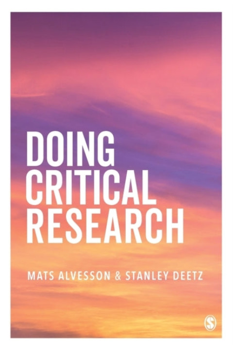 Omslag: Doing Critical Research