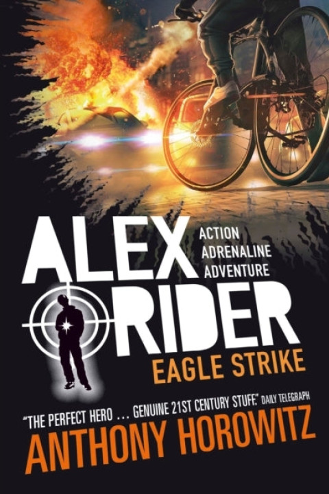 Omslag: Eagle Strike