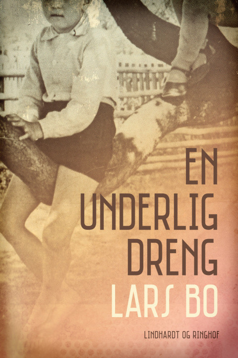 Omslag: En underlig dreng