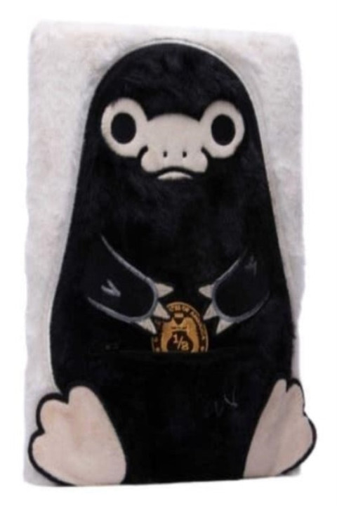 Omslag: Fantastic Beasts Niffler Plush Journal