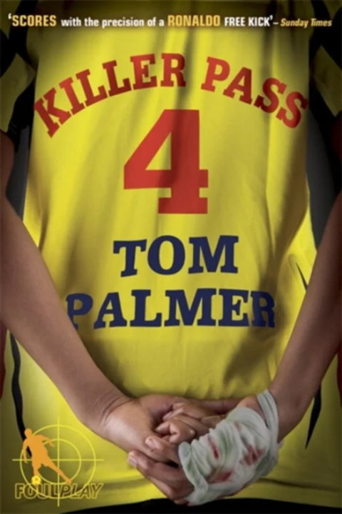 Omslag: Foul Play: Killer Pass