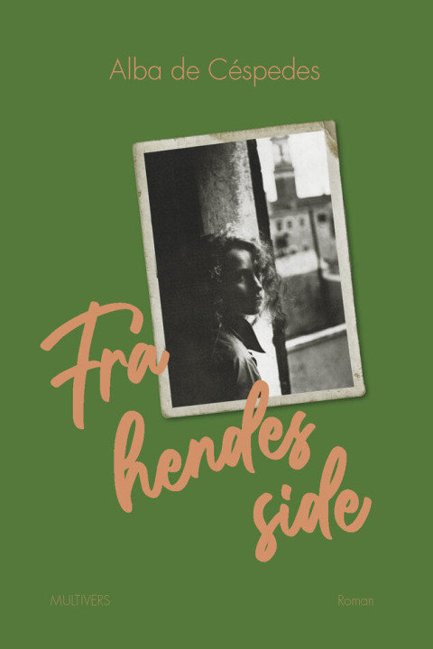 Omslag: Fra hendes side