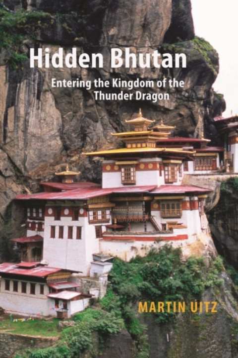 Omslag: Hidden Bhutan