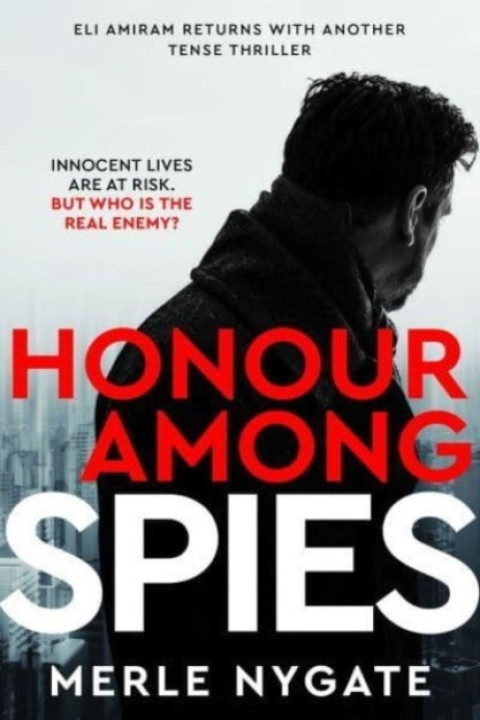 Omslag: Honour Among Spies