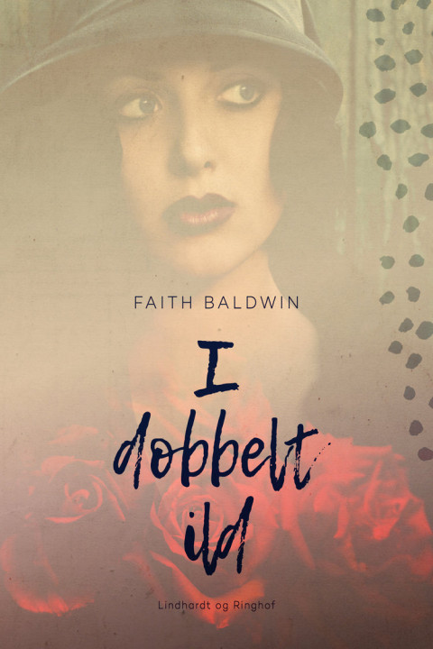 Omslag: I dobbelt ild