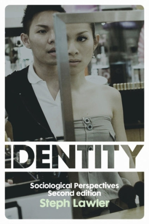 Omslag: Identity