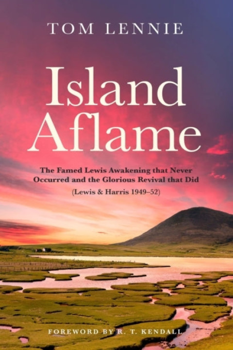 Omslag: Island Aflame