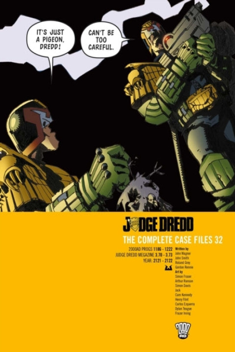 Omslag: Judge Dredd the Complete Case Files 32