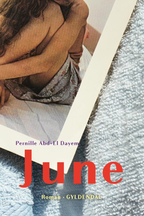 Omslag: June