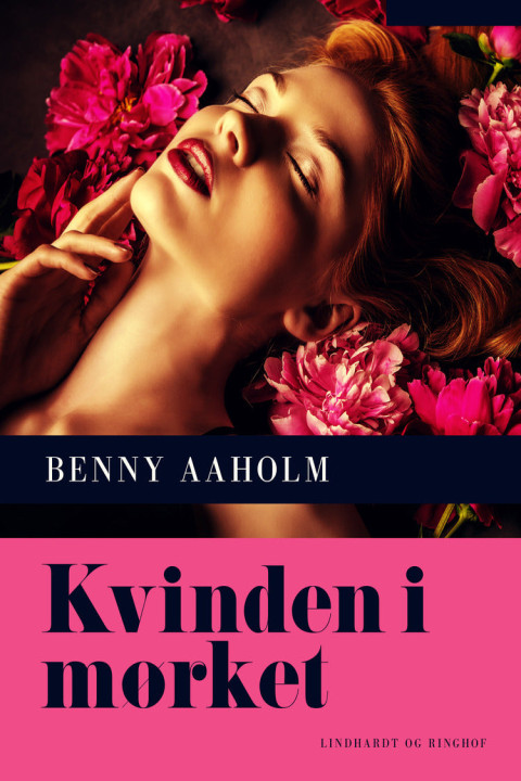 Omslag: Kvinden i mørket