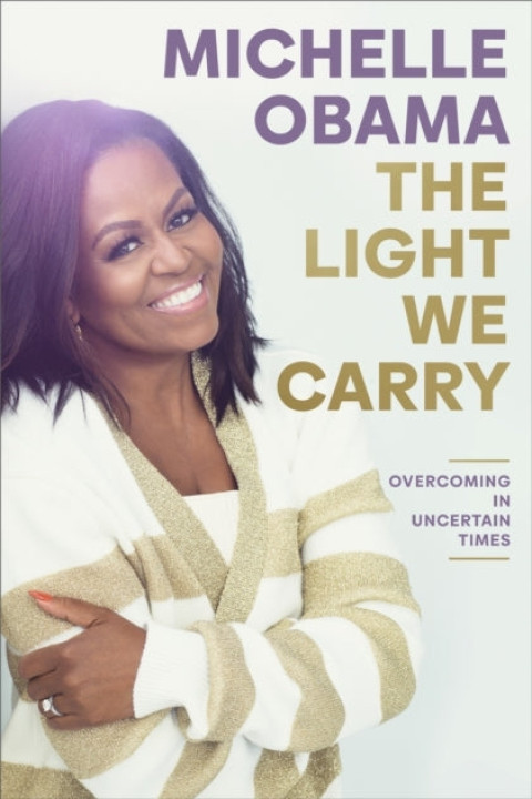 Omslag: Light We Carry