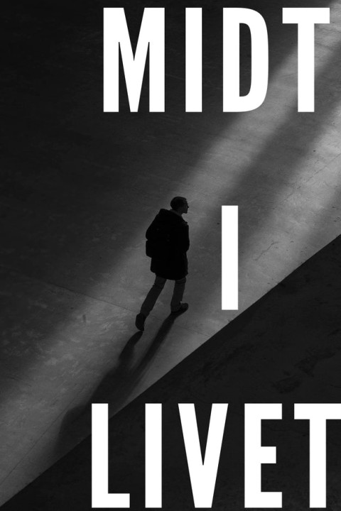 Omslag: Midt i livet