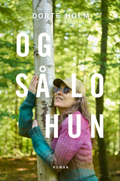Omslag: Og så lo hun