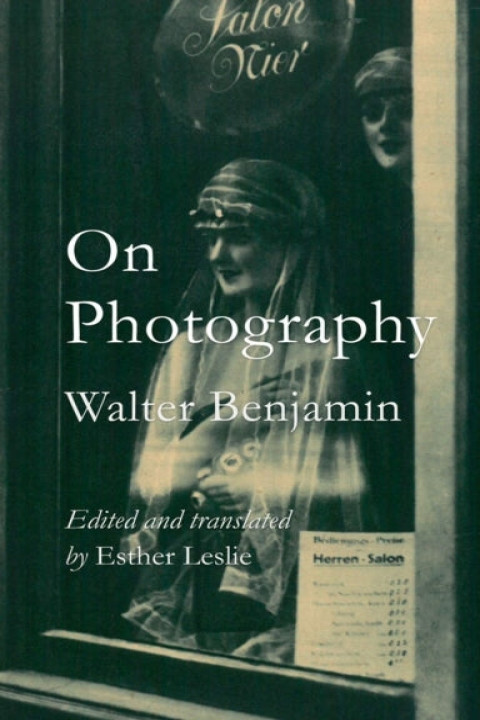 Omslag: On Photography