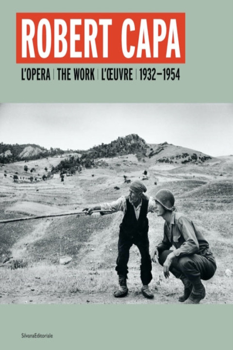 Omslag: Robert Capa: the Work 1932-1954