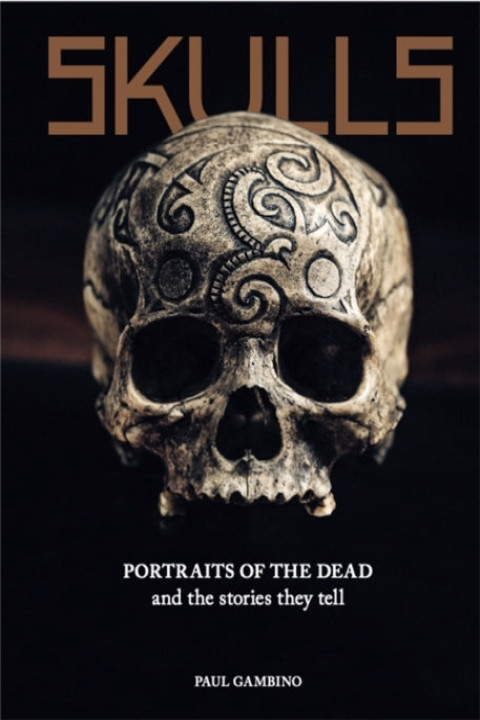 Omslag: Skulls