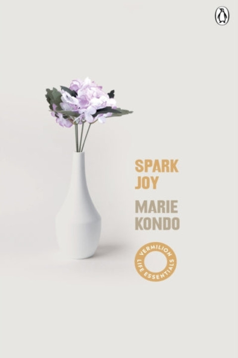 Omslag: Spark Joy