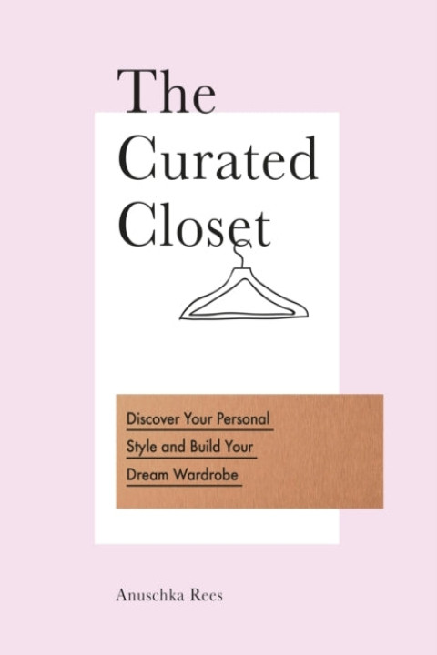 Omslag: The Curated Closet