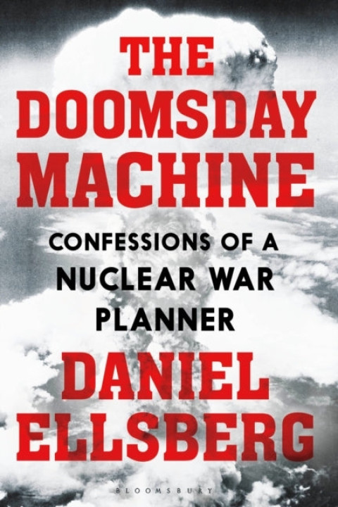 Omslag: The Doomsday Machine