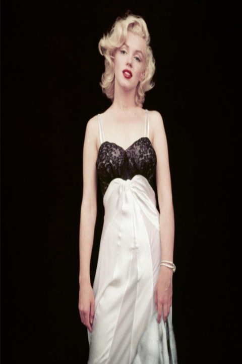 Omslag: The Essential Marilyn Monroe reduced Size