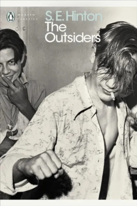 Omslag: The Modern Classics the Outsiders