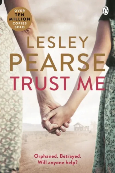 Omslag: Trust Me
