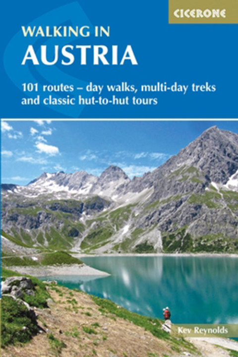 Omslag: Walking in Austria