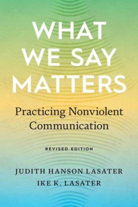 Omslag: What We Say Matters